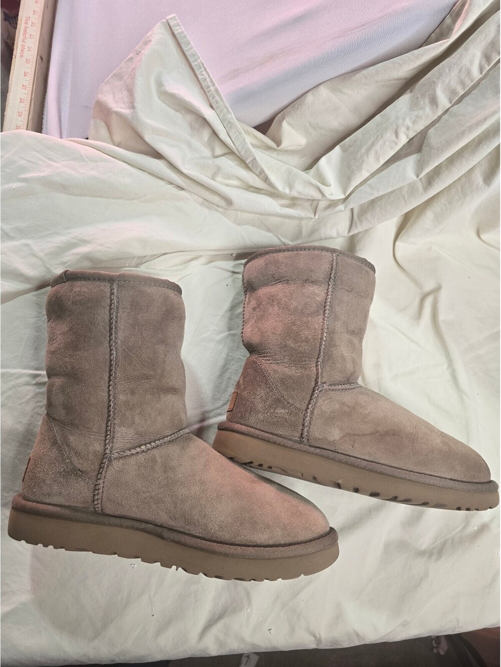 UGG Classic Short Boots Taupe Suede Sheepskin Winter Women's Size w 9.5